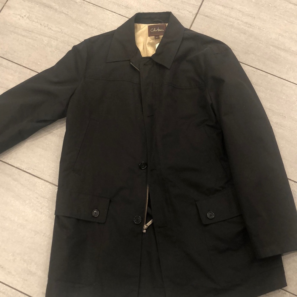 Bnwt Men’s Parker size medium cole Hana